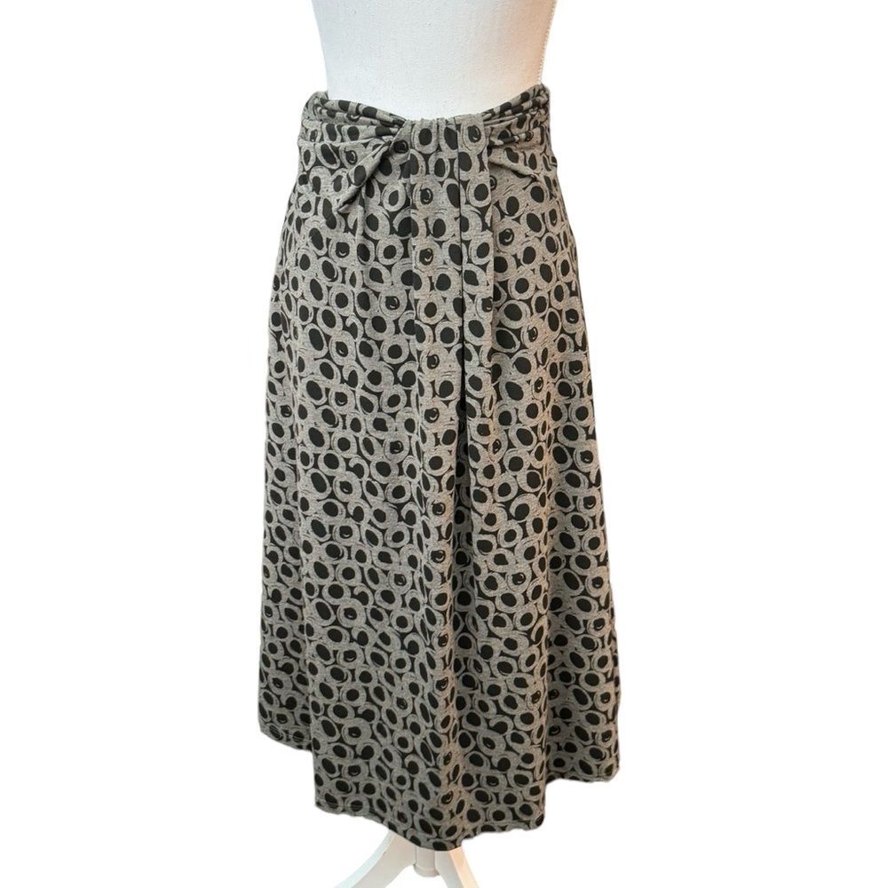 NWT Matti Mamane midi skirt. Grey with black pattern. Size Small